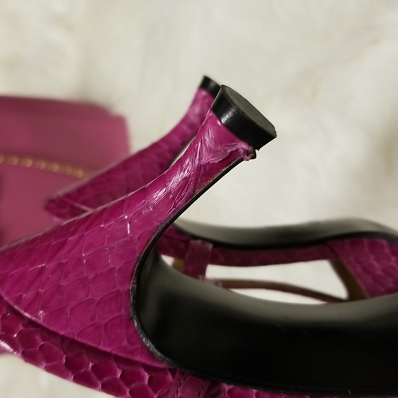 Stuart  weitzman shoes - Picture 5 of 9